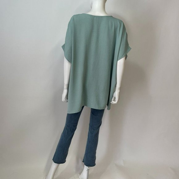 Entro Short Sleeve Mint Tunic V-Neck Top - Picture 4 of 4